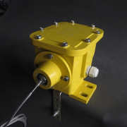 FSL-1400纵向撕裂检测器生产皮带防撕裂开关 FSL-1400纵向撕裂检测器生产皮带防撕裂开关